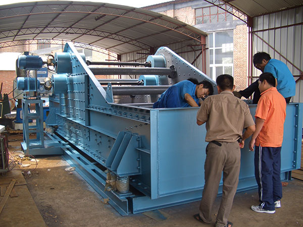 ZSG系列重型振動(dòng)篩 ZSG系列重型振動(dòng)篩